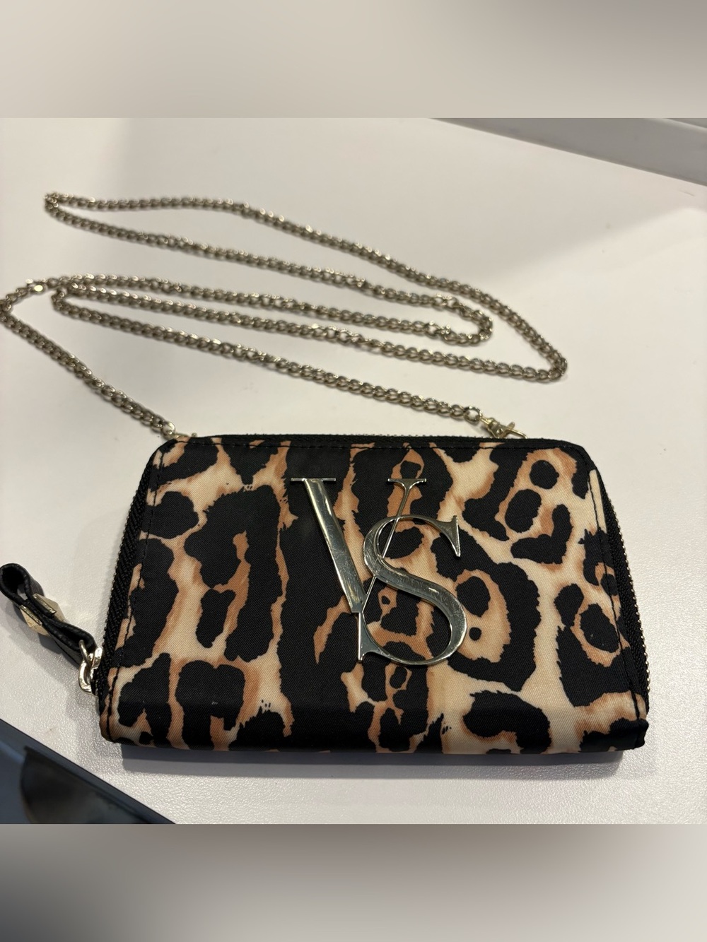 Vintage Y2K Victoria's Secret Leopard Print Crossbody Wallet Purse Silver VS.